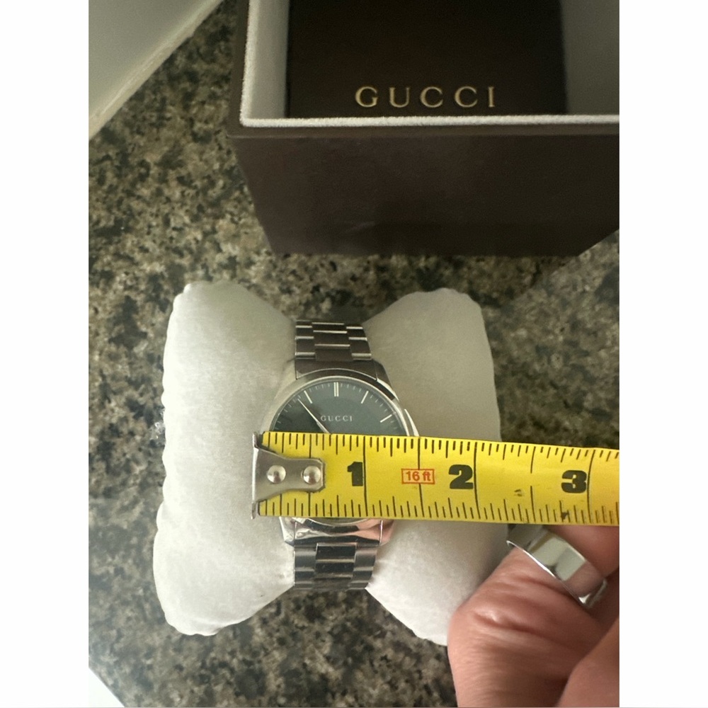 Gucci Watch - Picture 5 of 5